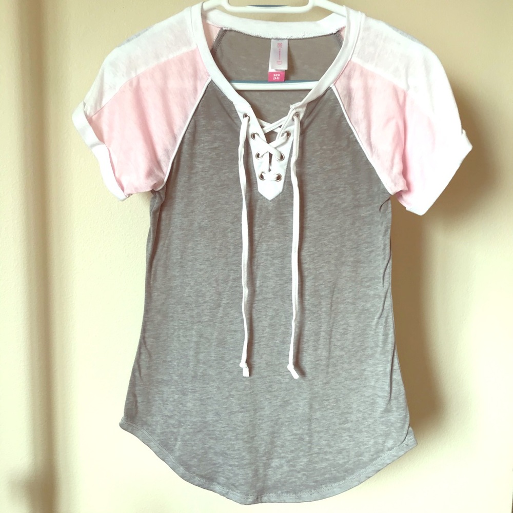 No Boundaries Pink/Gray/White Short Sleeve